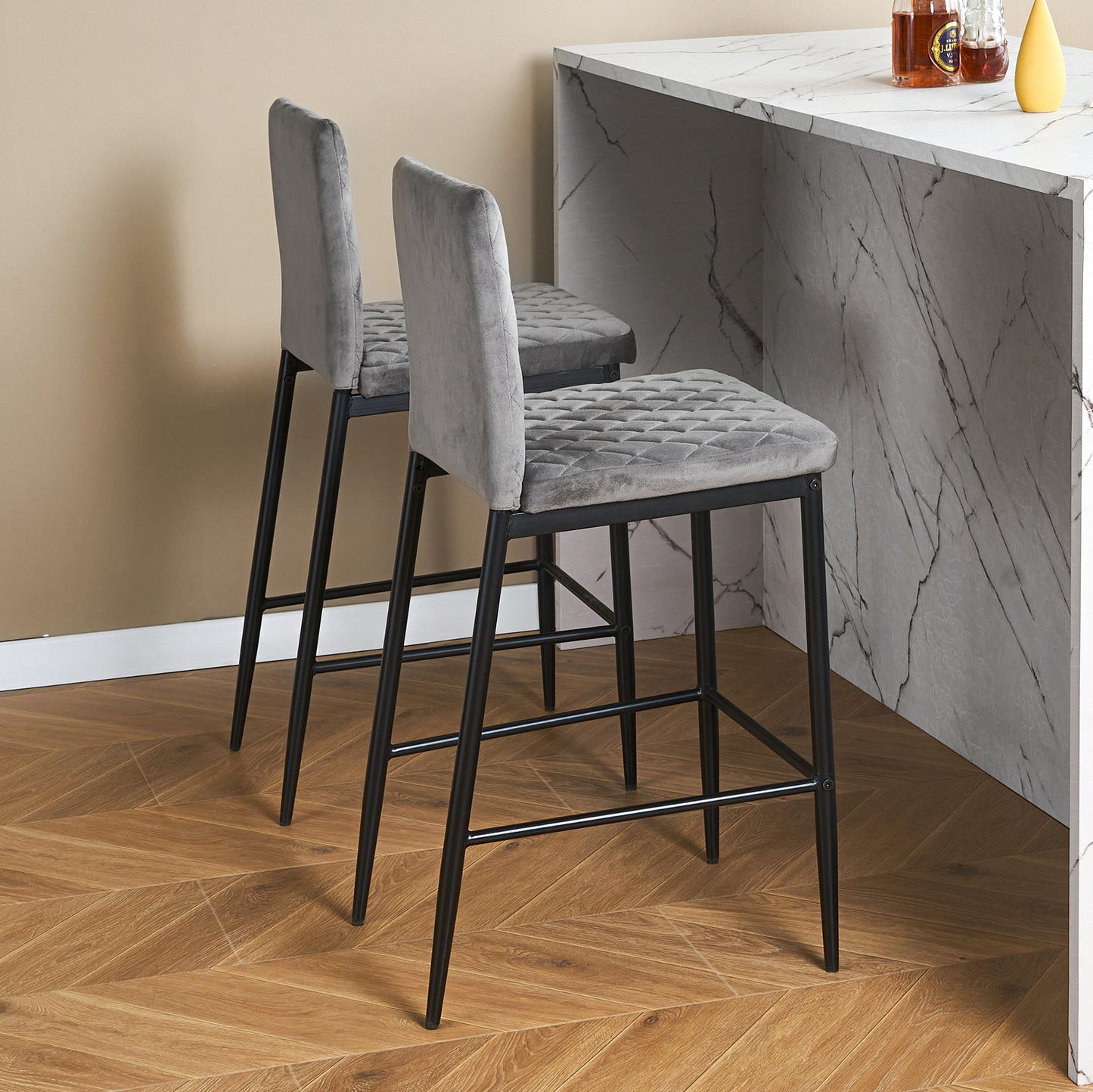 SYNGAR Modern Bar Stools Set of 2, Fabric Bar Chair with Metal Legs, Counter Height Bar Stools, Bar Chairs for Kitchen Bars Restaurants, Contemporary Tufted Barstools Set, Gray